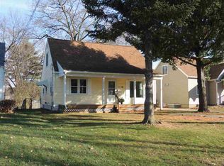 1955 W 7th St, Waterloo, IA 50702