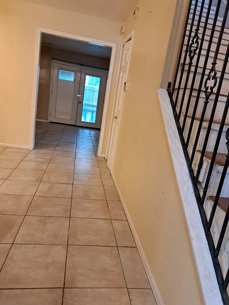 Building Photo - 2722 Penwood Pl