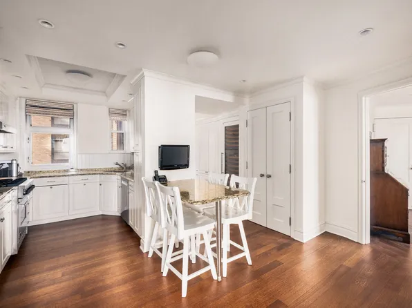 33 Riverside Drive image 8 of 18