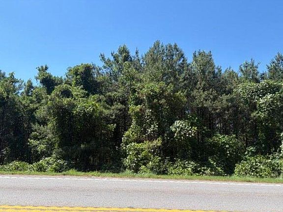 3rd image of 7057 Highway 81