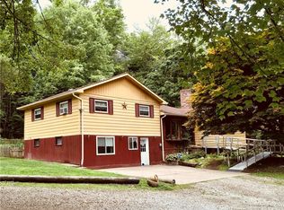 8835 Franklin Center Rd, Cranesville, PA 16410