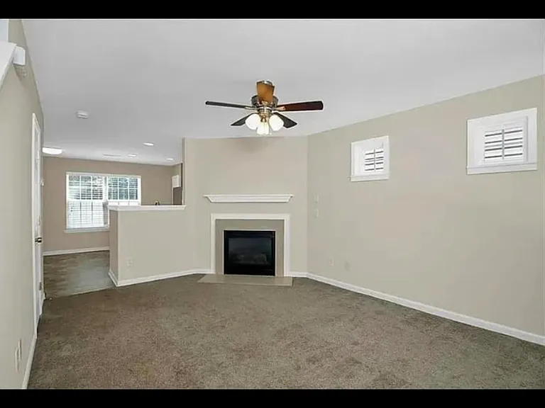 Sky Ridge Way — Photo 5