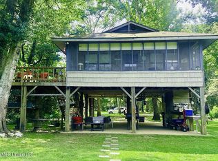 148 Mayhall Dr, Lucedale, MS 39452