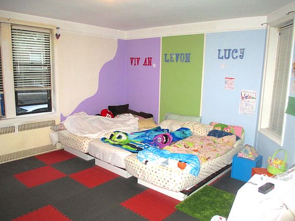 5th image of 3545 79th St APT 1L