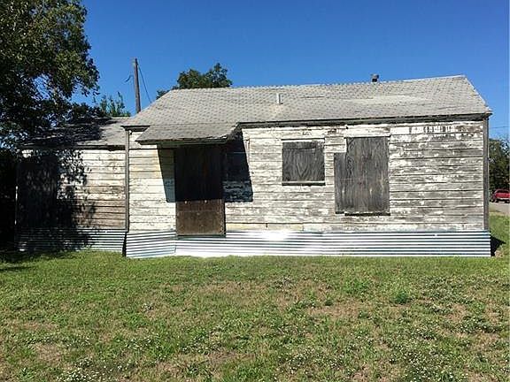 3rd image of 1109 E 10th Ave