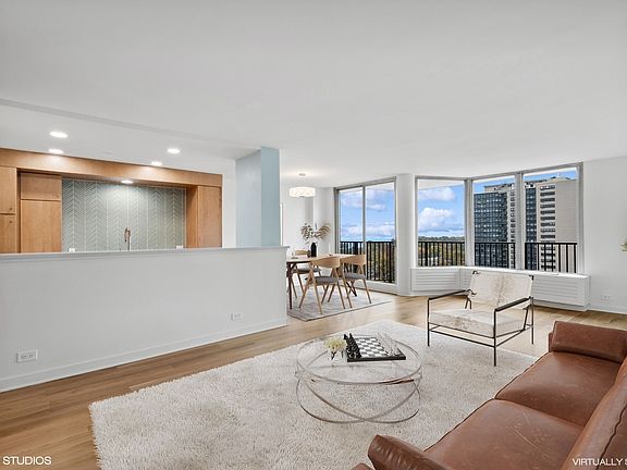 3rd image of 4170 N Marine Dr APT 12E