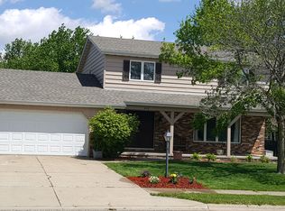 440 S Minnesota Ave, Morton, IL 61550