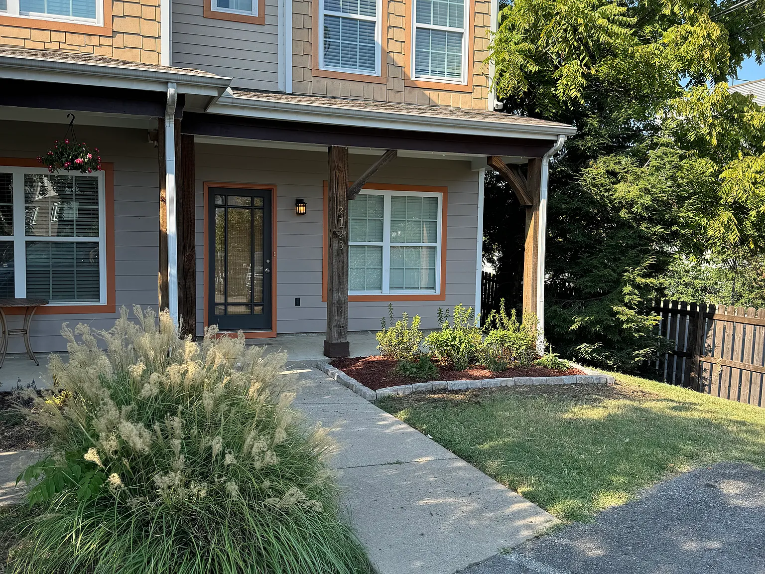 2123 Cahal Ave — Photo 2