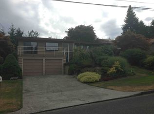 3845 NE 98th St, Seattle, WA 98115