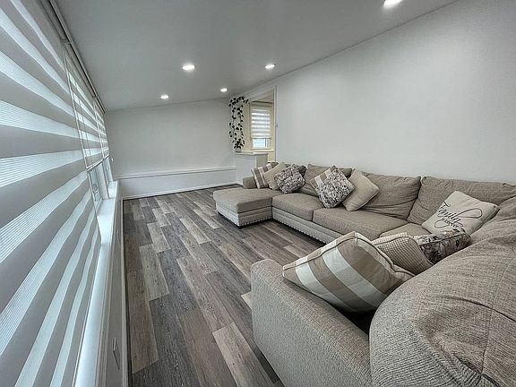 5th image of 150 Cherry St