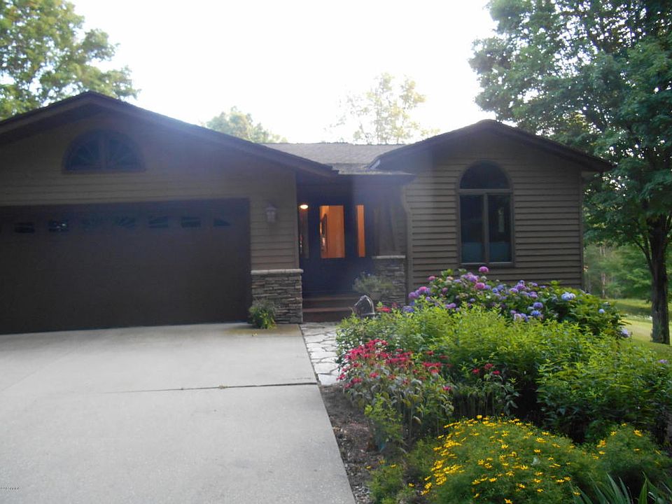 1st image of 13611 Myers Lake Ave NE