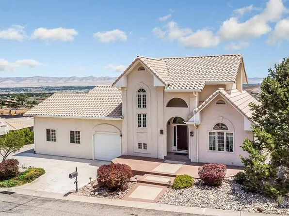 452 High Tiara Ct, Grand Junction, CO 81507
