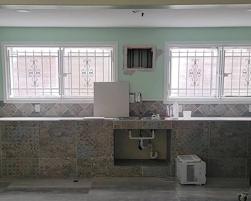 Studio, 2700 sqft, $3,400 — Photo 3