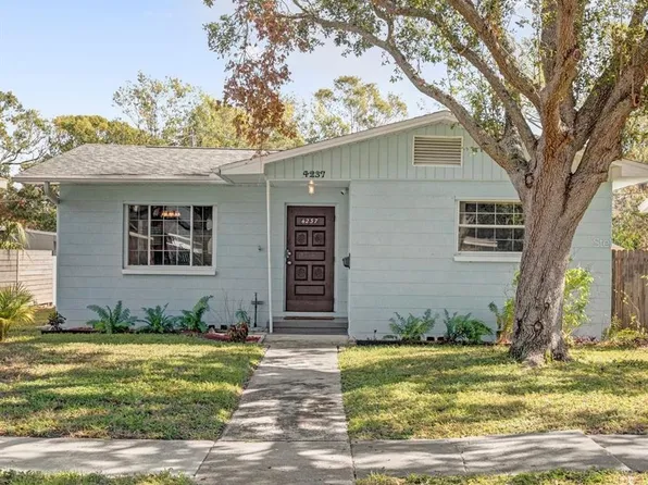 4237 Dr Martin Luther King Jr St N, Saint Petersburg, FL 33703