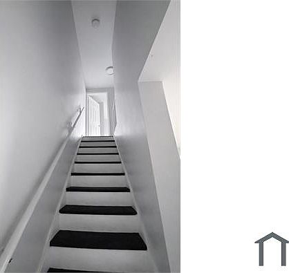 1st image of 335 Murray St