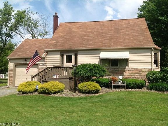 2nd image of 6766 Mahoning Ave NW