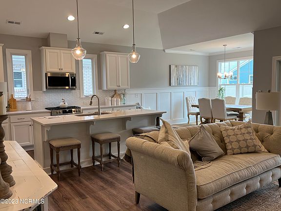 2nd image of 9018 Mango Bay Court NE