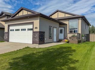 11910 E Copperwood Rd, Grande Prairie, AB T8X 0H5
