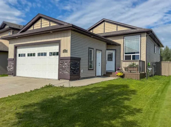 11910 E Copperwood Rd, Grande Prairie, AB T8X 0H5