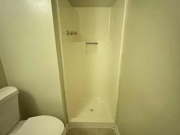812 Netherlands Dr — Photo 9