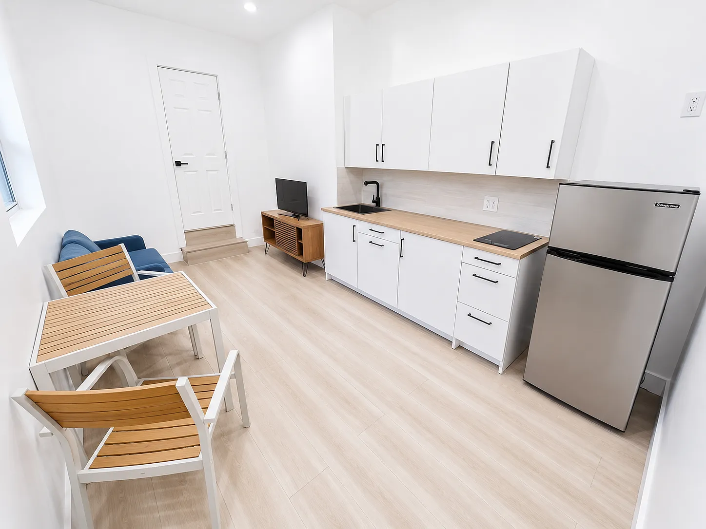 1 bed, 950 sqft, $1,500 — Photo 4