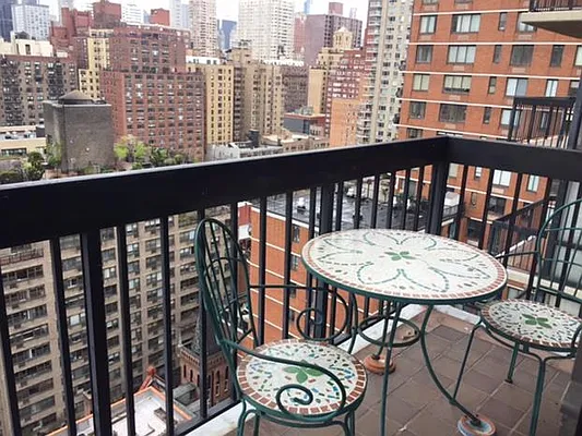 Rented by Maxwell Jacobs | media 19