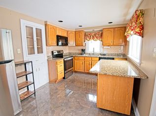 254 Lexington St, Woburn, MA 01801