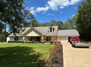 356 Rainwood Dr, Lufkin, TX 75901