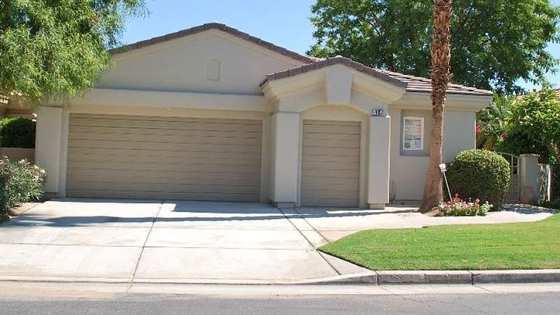 1st image of 78052 Calle Norte