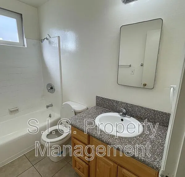 501 S 7th St #F — Photo 10