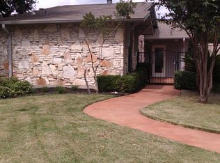 2535 Longmire Dr, College Station, TX 77845