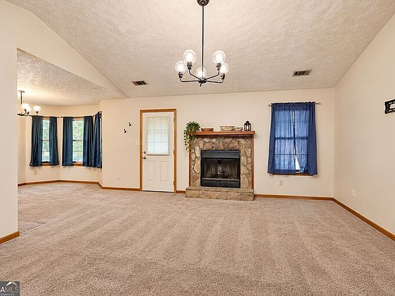 4th image of 10436 Tara Pointe Dr