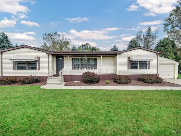 30 Doucette St, Buffalo, NY 14224