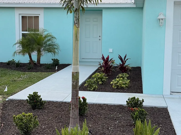 3121 Shimmer Way — Photo 2