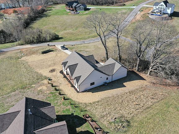 5th image of 655 Shiloh Springs Rd