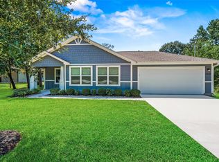 15843 Oak Dr, Montgomery, TX 77356