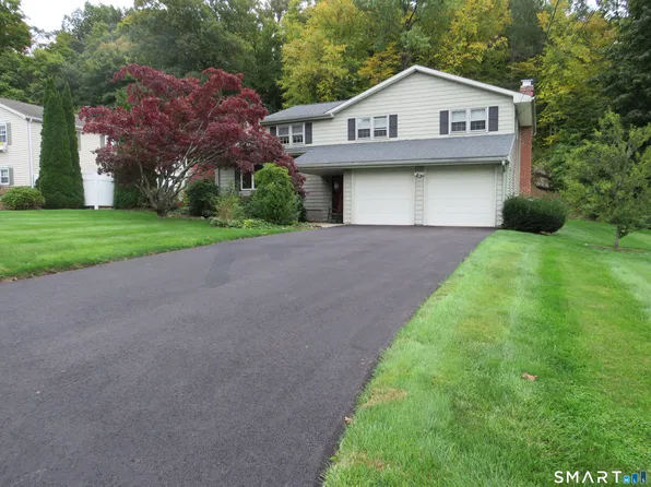 11 Franklin Circle, Newington, CT 06111