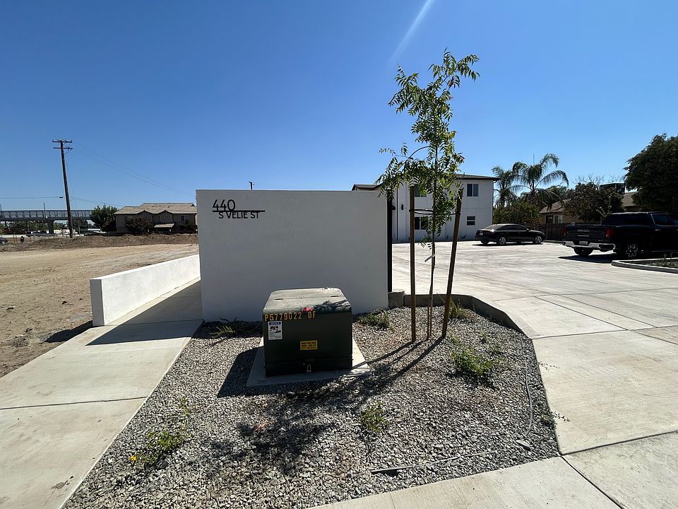 1st image of 440 S Velie St #103