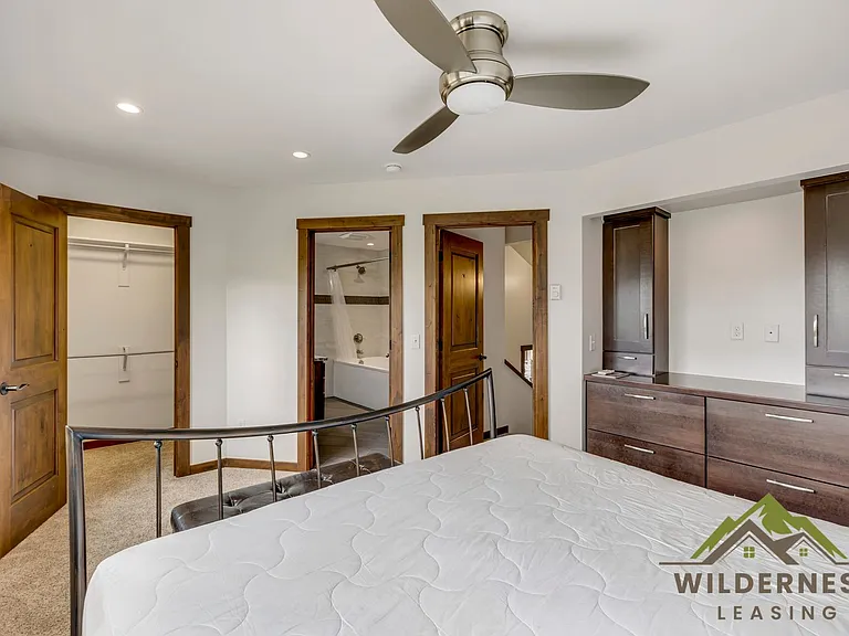 6748 Ryan Gulch Rd — Photo 9