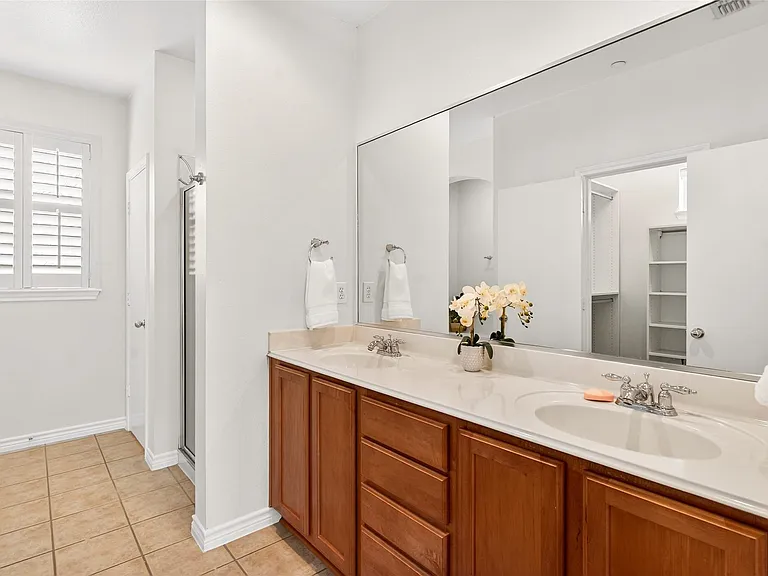 4050 McKinney Ave #12 — Photo 24