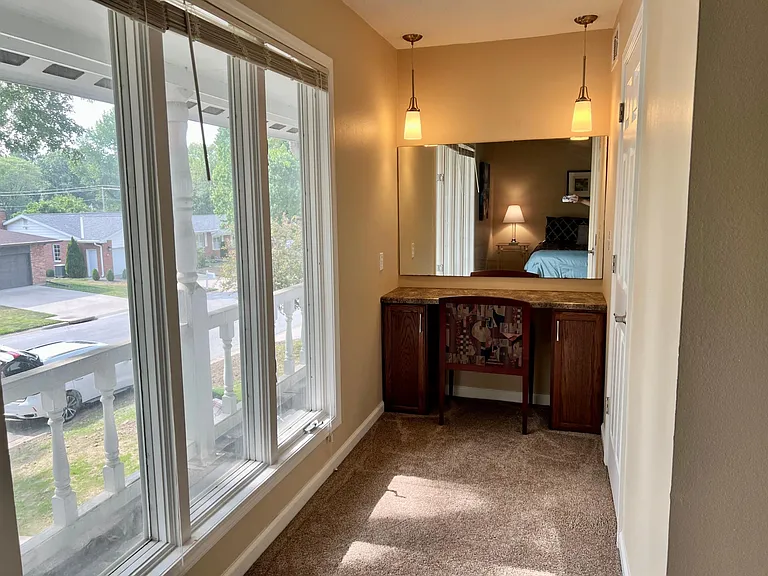 523 Garden Ct — Photo 10