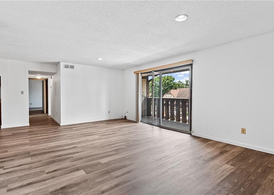 410 Camelot Dr 410 Atlanta GA 30349 MLS 7246965 Zillow 410-camelot-dr-410-atlanta-ga-30349-mls-7246965-zillow