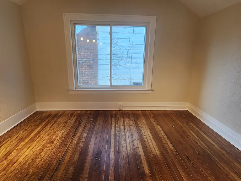 43 Dwight Ave — Photo 16
