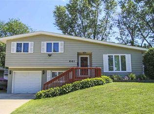 641 Jane St, Waterloo, IA 50701