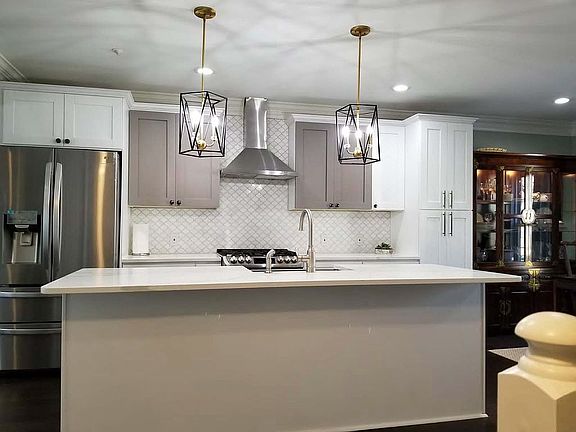 Kitchen with Island.