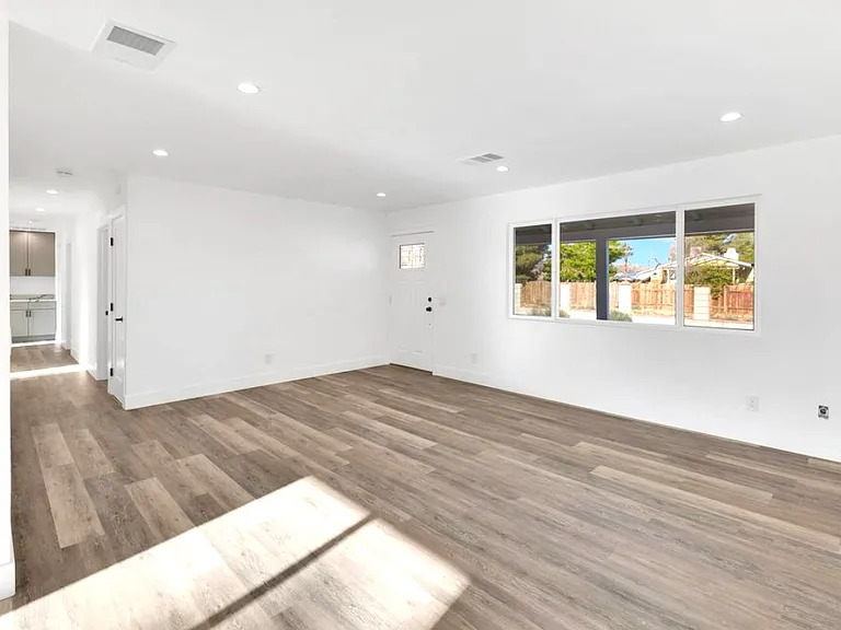 17368 Sweetaire Ave — Photo 8