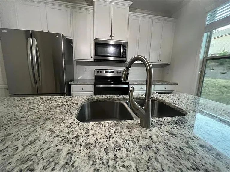5461 Trillium Way — Photo 10
