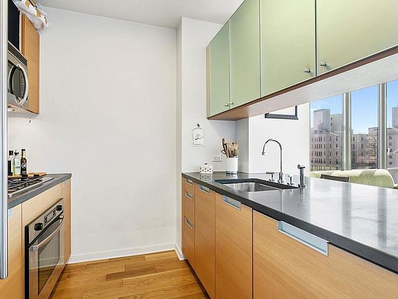 3rd image of 310 W 52nd St APT 12B