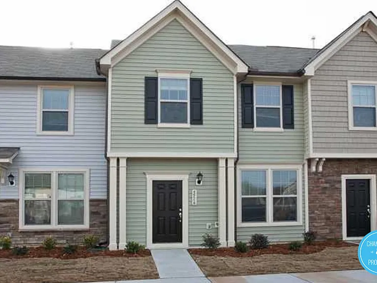 3220 Warm Springs Ln #1 — Photo 2