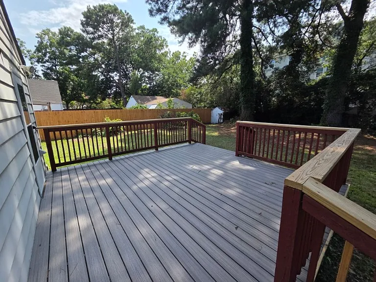 7405 Yorktown Dr — Photo 30